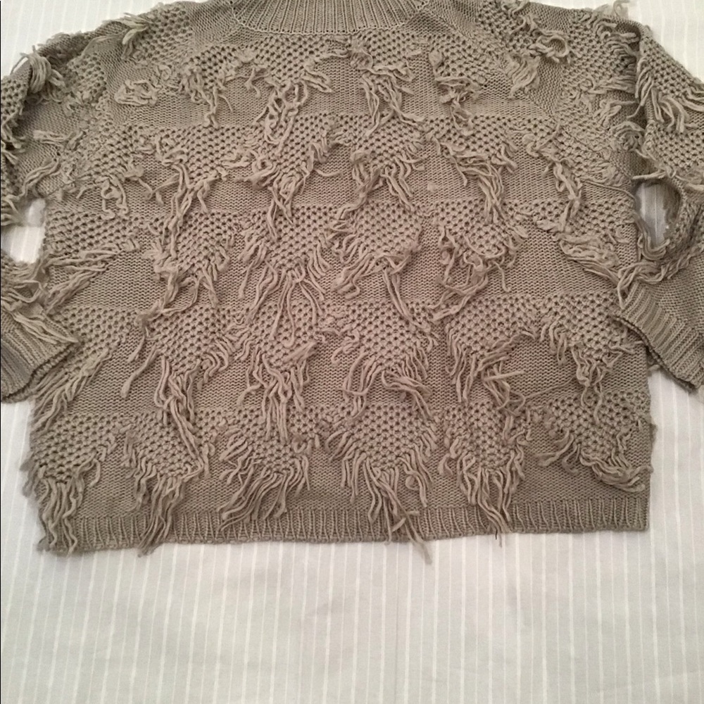 ‼️OVERSIZED FRINGE KNIT PULLOVER - Picture 7 of 8
